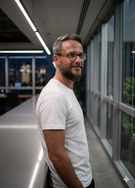 eduardo pavani - product lead